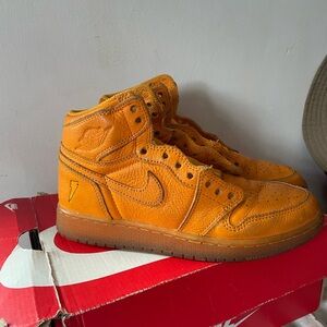 Nike air Jordan retro hi Gh Getorade Orange for  boys size 4